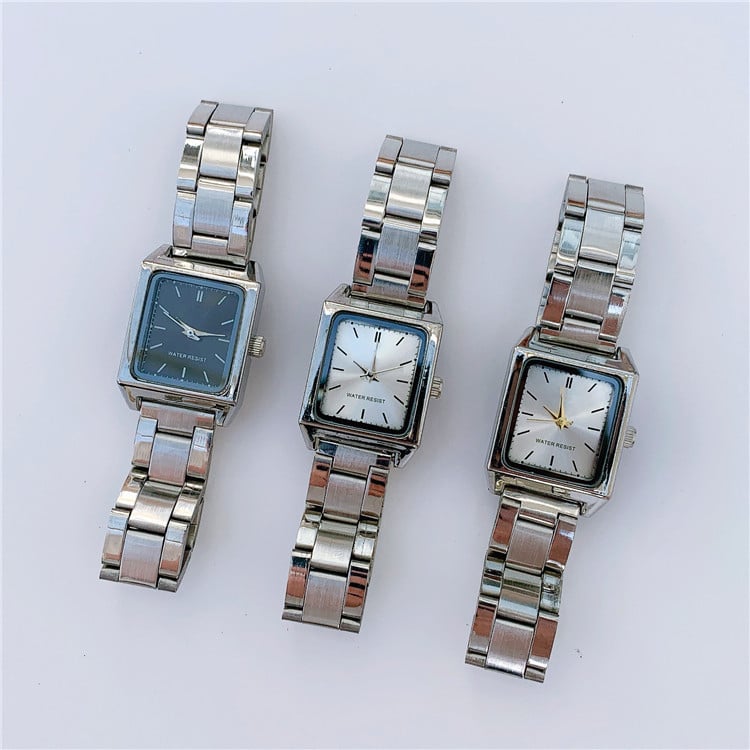 Ženski sat s nehrđajućim čeličnim kaišem, pravokutni brojčanik, kvarcni mehanizam, model 68, promjer brojčanika 30 mm, debljina 9 mm