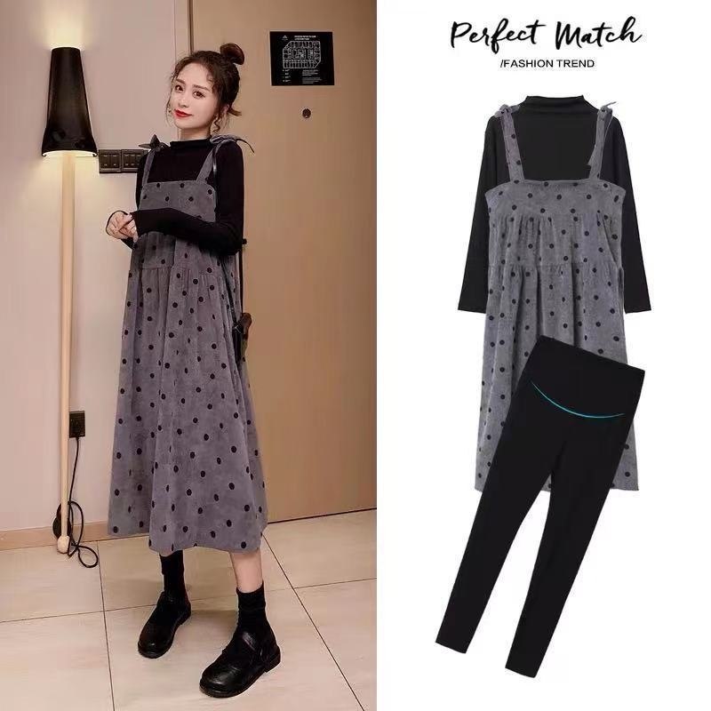 Komplets: svārku kostīms; japāņu–korejiešu brīvā stila komplekts; garas piedurknes; chenille audums ar 90–95% spandeksa.