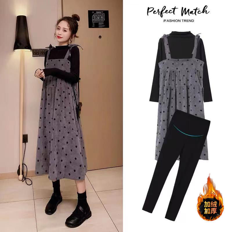 Komplets: svārku kostīms; japāņu–korejiešu brīvā stila komplekts; garas piedurknes; chenille audums ar 90–95% spandeksa.