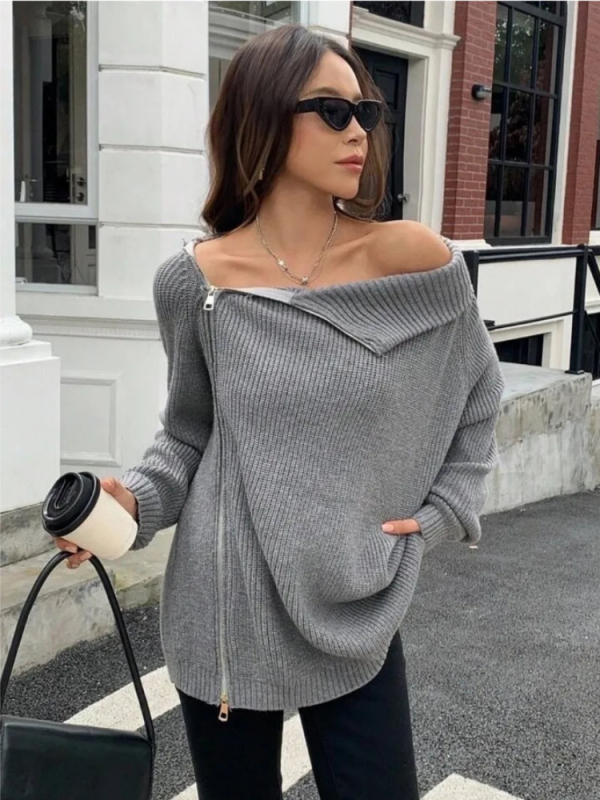 Ženski kardigan s kapuljom i bočnim zatvaračem, opuštenog kroja, retro stil, pleteni džemper, Arctic fleece materijal; akril 30-50%, poliester <30%