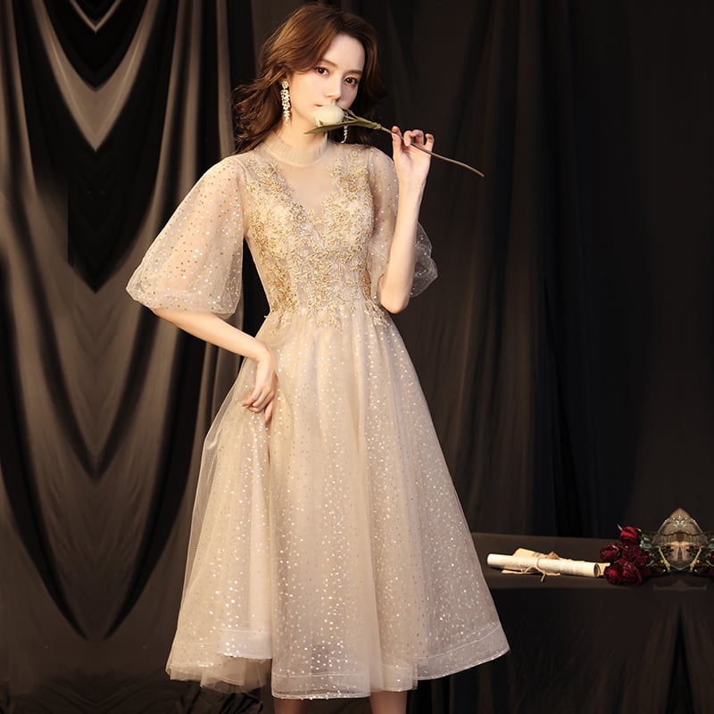 Vakara kleita, A-līnijas siluets, off-shoulder, pusgarās piedurknes, gara svārki, poliesteru audums