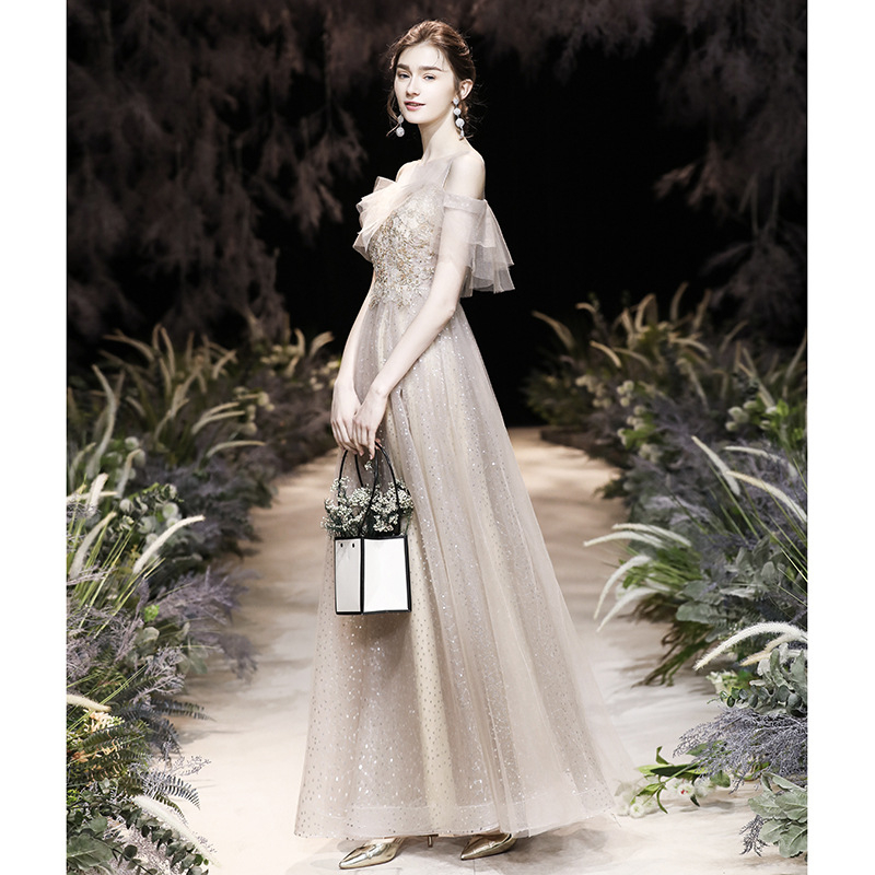 Vakara kleita, A-līnijas siluets, off-shoulder, pusgarās piedurknes, gara svārki, poliesteru audums