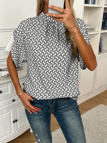 2022 Uued Euroopa ja Ameerika piiriülesed naisterõivad sõltumatust moekauplusest - ümara kaelusega särk laiade nahkhiirevarrukatega, ümara kaelusega.