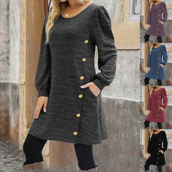 A līnijas kleita ar apaļu kakla izgriezumu, garām piedurknēm un vidēja garuma svārkiem, no poliestera-elastāna.