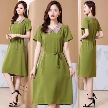 Kleita ar vidēju garumu, polo apkakle, princeses piedurknes, 3/4 piedurknes garums, Tr audums