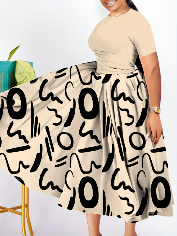 Garā kleita ar lielu volānu, apaļais kakla izgriezums, garas piedurknes, Eiropas un Amerikas stils