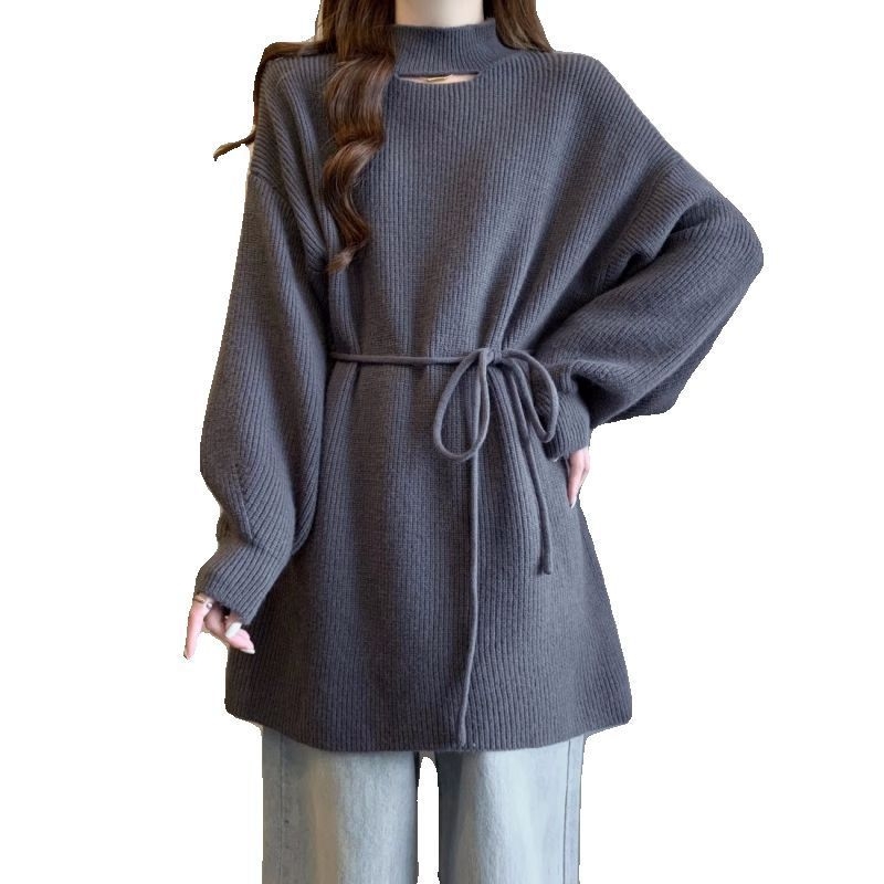 Sievietes adītā kleita ar puse augstu apkakli, garas piedurknes, viduklis vidējā līmenī, vidusa garums, taisns siluets, ķīniešu stils