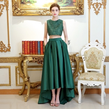 Divdaļīgs kāzu kleitas komplekts: A līnijas gara svārki ar augstu jostu, 3/4 piedurknēm; poliestera šķiedras + hlorētas šķiedras