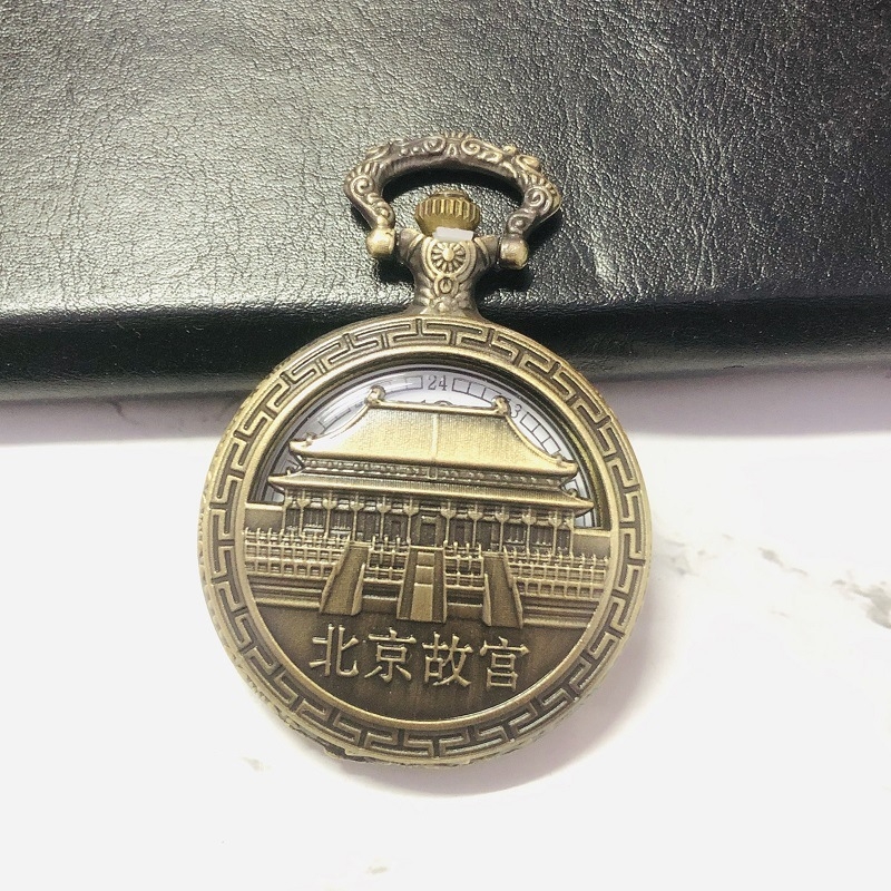 Retro kišeninis laikrodis su atveriamu dangteliu — privjesio dizainas Zabranto miesto Pekine, kvarcinis mechanizmas, korpusas iš cinko lydinio, veidrodinis paviršius lydinys, spiralinė krona, apvalus skaitmuo