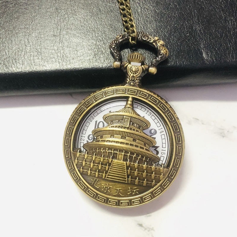 Retro kišeninis laikrodis su atveriamu dangteliu — privjesio dizainas Zabranto miesto Pekine, kvarcinis mechanizmas, korpusas iš cinko lydinio, veidrodinis paviršius lydinys, spiralinė krona, apvalus skaitmuo