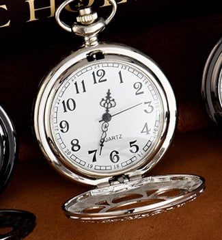 Tuščiaviduriai žiedlapių kišeniniai laikrodžiai – lydinio korpusas, kvarcinis mechanizmas (Pearl), plastikinis kristalas, storis 10 mm, ženklas Nuo Niu