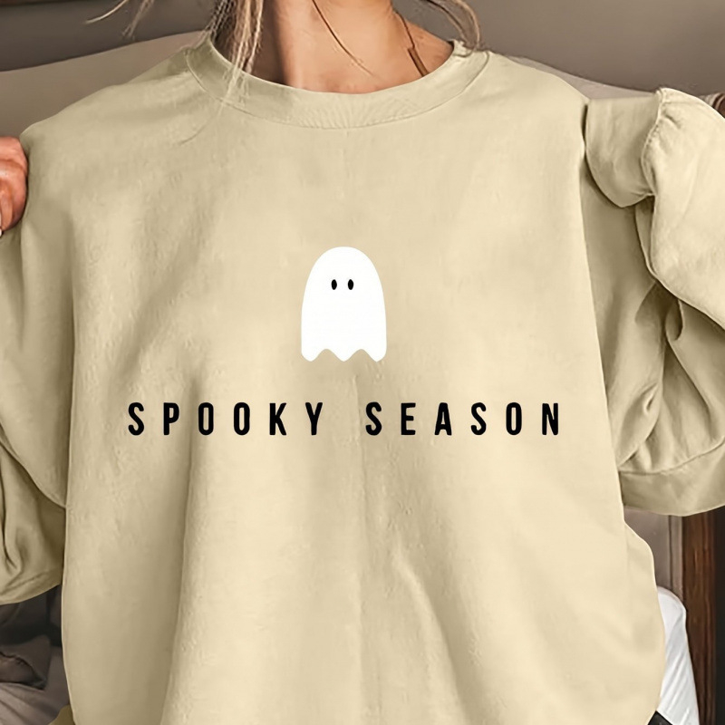 Kapucīna džemperis ar spoku zīmējumu, poliestera audums, biezs materiāls, garas piedurknes, brīva piegriezne.