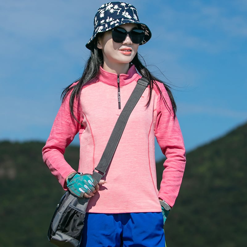 Moteriška fleece striukė su stačiu apykakle ir pusės užtrauktuku, greitai džiūsta, ilgomis rankovėmis, trys sezonai