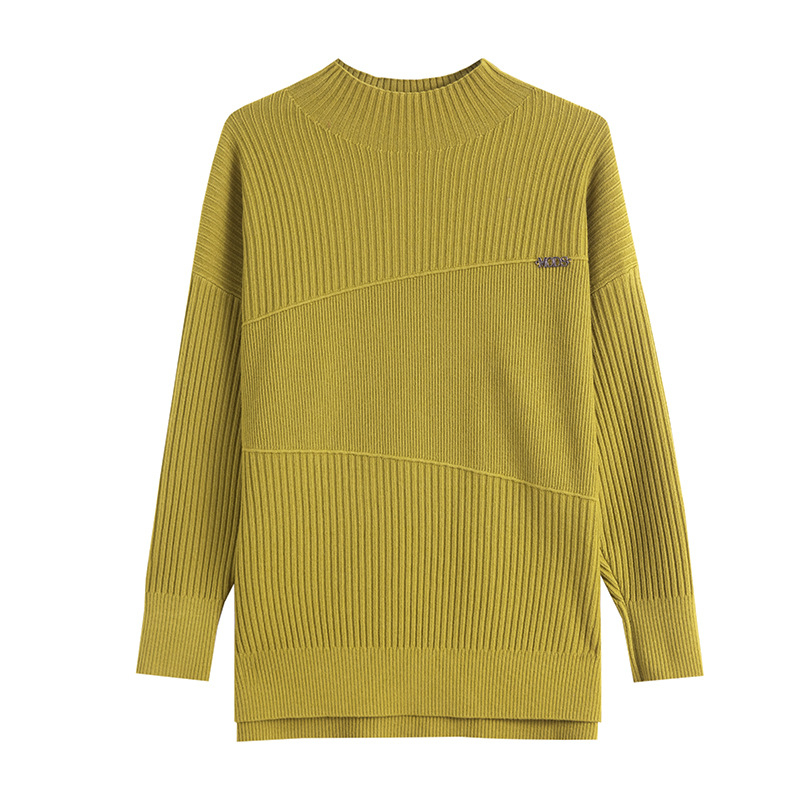 Дамски пуловер с полу‑висока яка, дебела плетка, модел райета/каре, свободен силует, смес вискоза-полиестер