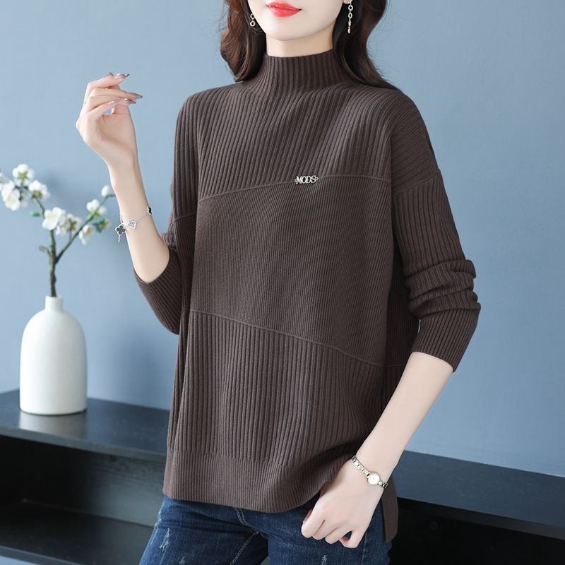 Дамски пуловер с полу‑висока яка, дебела плетка, модел райета/каре, свободен силует, смес вискоза-полиестер