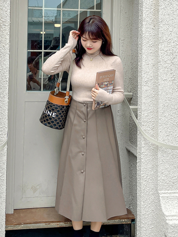 Sieviešu vienkrāsains adīts džemperis ar augstu/kvadrātveida kaklu, Rabbit Velvet Core-Spun Yarn, Ziemā 2025, elastāns