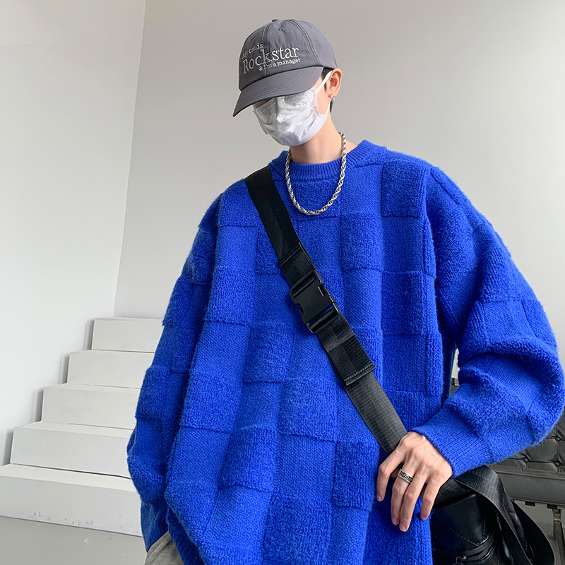 Muški oversize pleteni džemper s okruglim izrezom i detaljem šivanog ručnika u dizajnerskom stilu, zimski stil