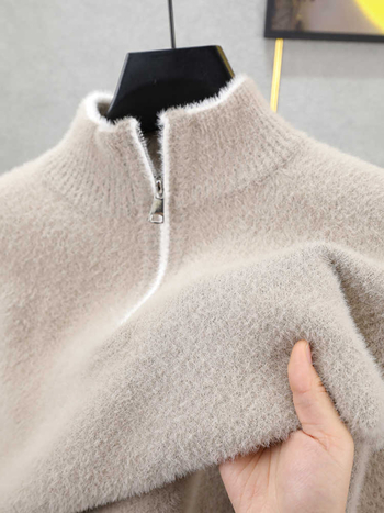 Siltas džemperis ar biezinātu flīsa odere, stāvošā apkakle, Vinylon/Nylon audums, ziedu raksts, Ziemas 2024