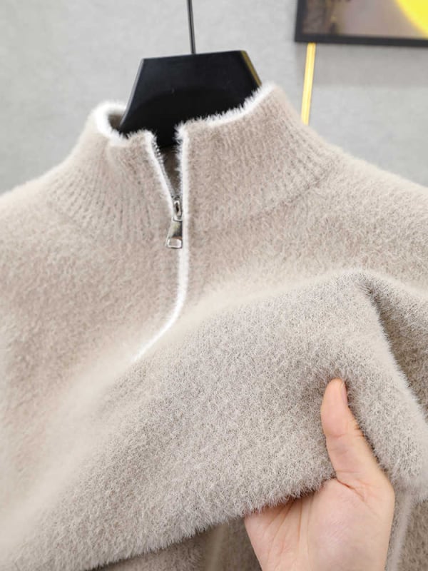 Siltas džemperis ar biezinātu flīsa odere, stāvošā apkakle, Vinylon/Nylon audums, ziedu raksts, Ziemas 2024