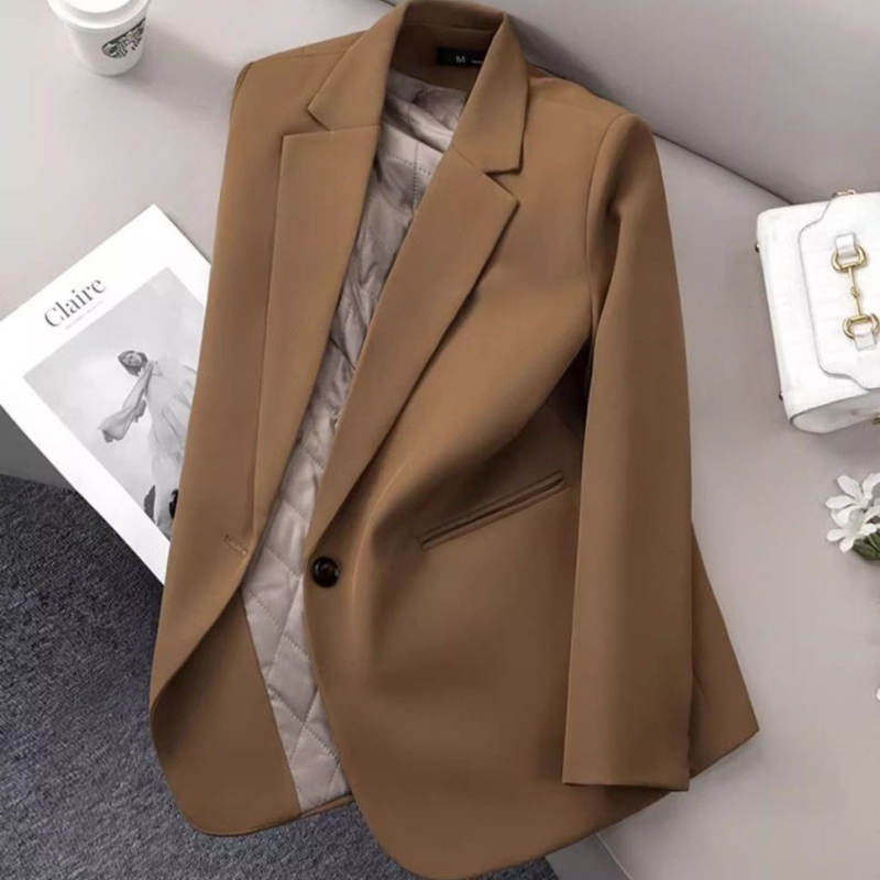 Дамски quilted жакет, А-образна кройка, поло яка, едно копче, Chenille плат със спандекс