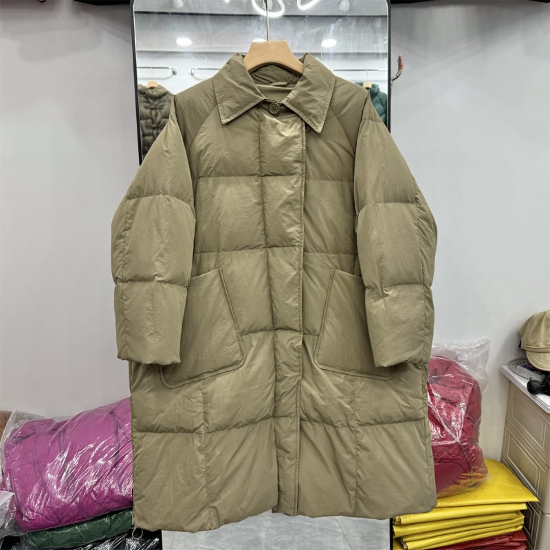 Női téli pehelydzseki poliészter fő anyaggal, pehelytartalom 50%, töltet 301–350 g, középméretű hossz (65–80 cm)