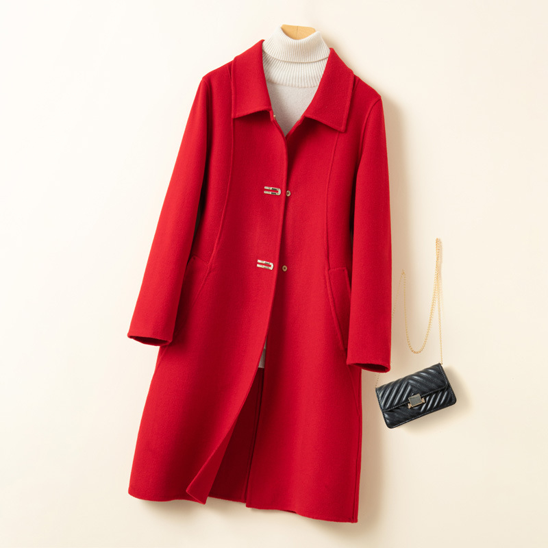 Γυναικείο παλτό από μαλλί με γιακά κούκλας, στενή γραμμή, μεσαίου μήκους, μακριά μανίκια, μονοκόμματο κούμπωμα