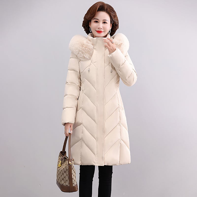 Moteriškos ilgos pūkuotos striukė su dirbtinio kailio apykakle, užtrauktukas priekyje, išorinis poliesteris 95%+