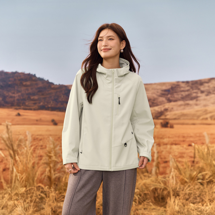 Γυναικείο μπουφάν από πολυεστέρα με κουκούλα και φερμουάρ, στενή γραμμή, κεντημένες λεπτομέρειες, κομψό αστικό στυλ