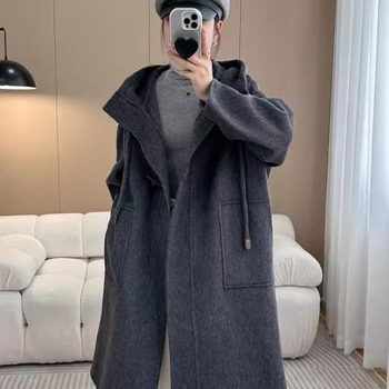 Chenille striukė su gobtuvu, laisvas kirpimas, 3/4 rankovės, Spandex