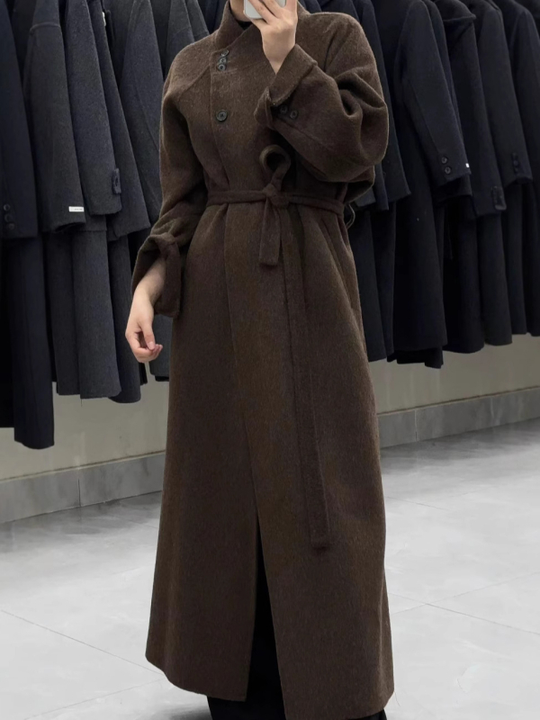 Γυναικείο παλτό από μαλλί, μακρύ με στάντ-γιακά, διπλής όψεως, άνετη γραμμή