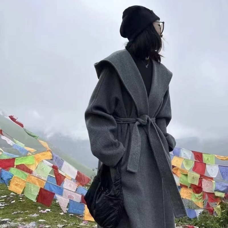 Διπλής όψεως Chenille παλτό με κουκούλα, φαρδιά γραμμή, κοντό μήκος (40–50 cm), με Spandex, Φθινόπωρο 2025