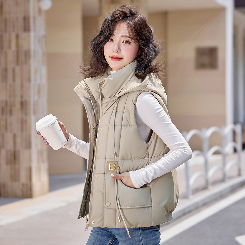 Sieviešu kapucēm vestes ar rakstainu rakstu, bieza poliestera-pamu auduma pildījums, brīvs siluets, rāvējslēdzējs