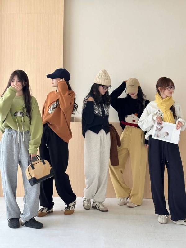 Női pamut fleece-béléssel melegítőnadrág, magas derék, laza szárú, 2025-ös őszi kollekció, mindennapi stílus