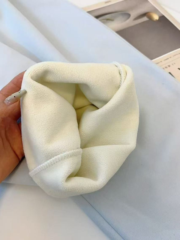 Plašas kokvilnas bikses, viduklis vidēji augsts, ikdienas brīvā stila, kokvilnas/elastāna maisījums, vidēja blīvuma