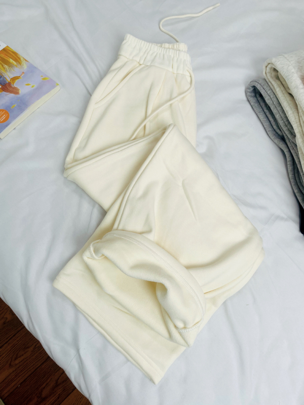 Plašas kokvilnas bikses, viduklis vidēji augsts, ikdienas brīvā stila, kokvilnas/elastāna maisījums, vidēja blīvuma