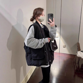 Sieviešu chenille vestes ar poliester pildījumu, galvenais materiāls spandekss, beisbola apkakle, ļoti īss siluets, brīvs piegriezums, lielas kabatas