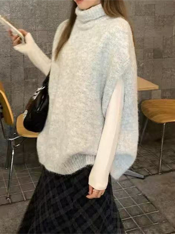 Vesta s visokim ovratnikom, slojeviti pleteni top, jednobojni uzorak, smjesa akril-poliester (50-70% akril, 30-50% poliester), jesen 2025