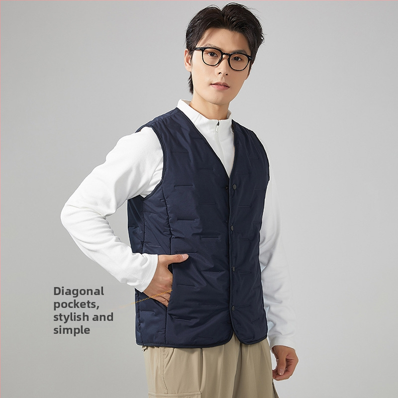 Sieviešu veste ar aitas vilnas pildījumu un poliestera galveno audumu 95%+, V formas kakla atvērums, vidēja garuma, šaurs piegriezums