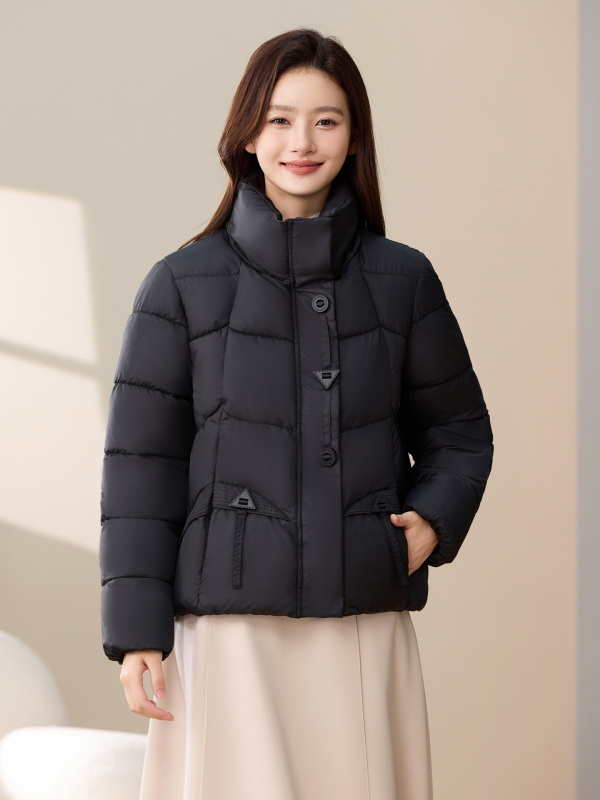 Medvilninė striukė su stovinčiu apykakle, down-cotton užpildas, poliesterio viršutinis audinys, įprasta ilgio, užtrauktukas