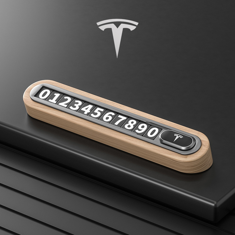 Valrieksta koka īslaicīga stāvvietas numura plāksne automobiļim – slēpta tipa, bez personalizācijas