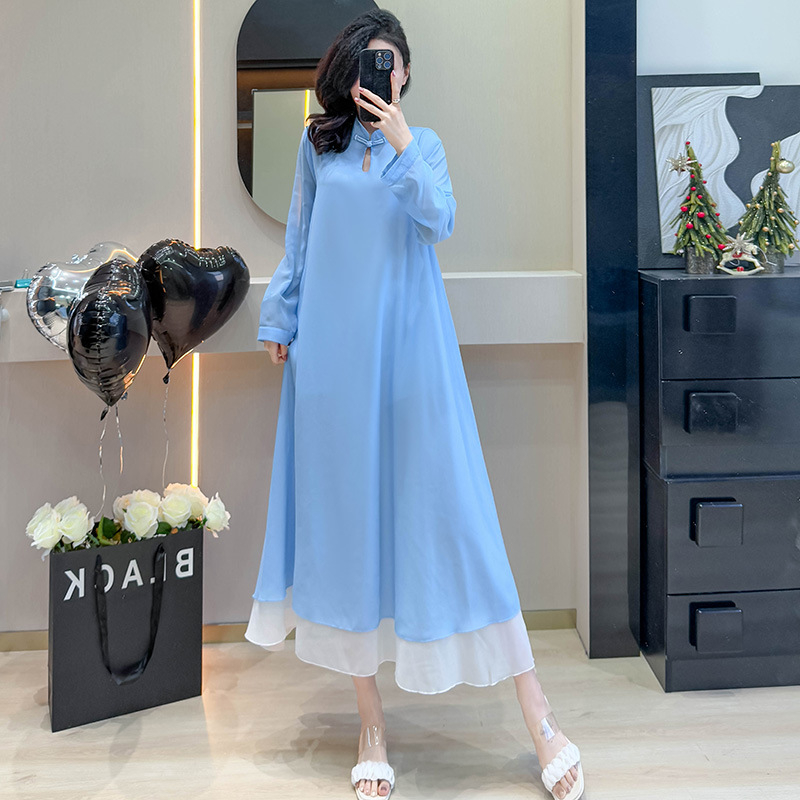 Šifona kleita, vienkrāsains raksts, stāvošs apkaklis, rāvējslēdzējs, gara kleita ar plašu izpletumu