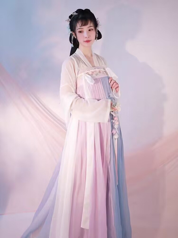 Hanfu ženski kostim kineskog stila — ruqun set, top do prsa i suknja u struku, studentski stil