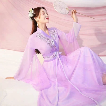 Ženski Hanfu kostim u drevnom stilu, poboljšan, eteričan i elegantan za plesne nastupe — cjelovit komplet s preklopnim ovratnikom i haljinom do struka.