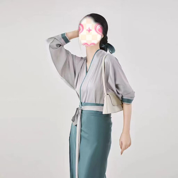 Hanfu komplet sa topom do struka i kružnom suknjom, poboljšani dizajn u stilu Songa, jednodijelni dizajn, rukavci avion-stila, poliester tkanina 70–80%, tisak i bojenje, proljeće 2023