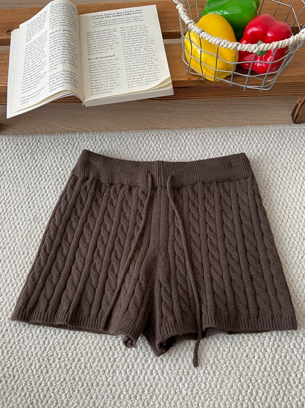 Női 3/4 hosszúságú kötött nadrág, magas derék, poliészter (70–80%), mikro-elasztikus, vasalásmentes