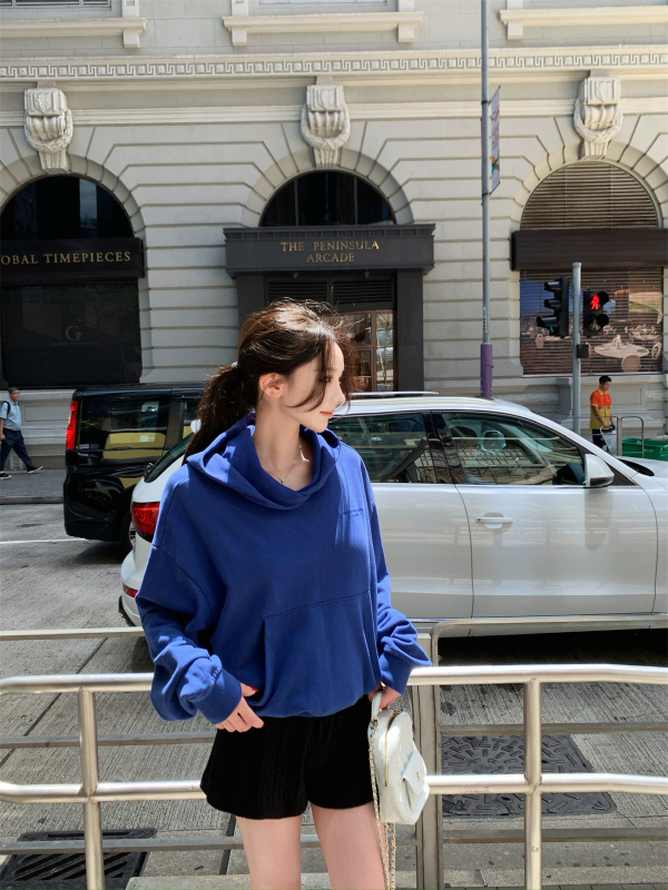 Női 3/4 hosszúságú kötött nadrág, magas derék, poliészter (70–80%), mikro-elasztikus, vasalásmentes