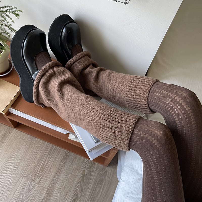 Damske najlon hulahopke, tanke, sadržaj najlona 85–90%, dobna skupina 18–40 godina, izlazak jeseni 2024