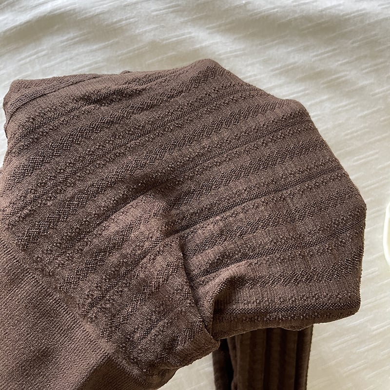 Damske najlon hulahopke, tanke, sadržaj najlona 85–90%, dobna skupina 18–40 godina, izlazak jeseni 2024