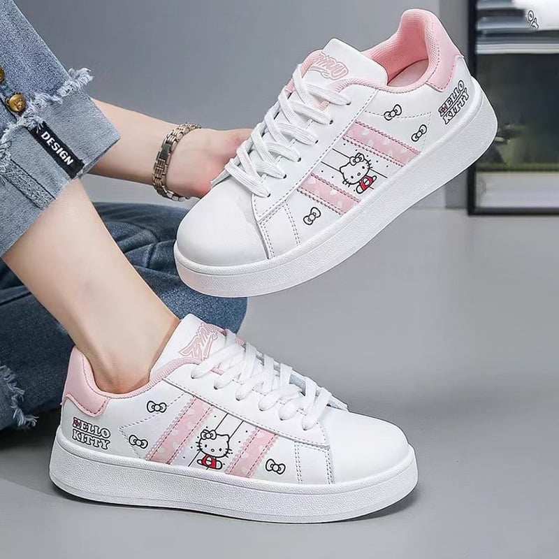 Női sportcipő streetwear stílusban, PU felsőrész, fűzős zárás, belső mesh bélés, 3–5 cm sarka