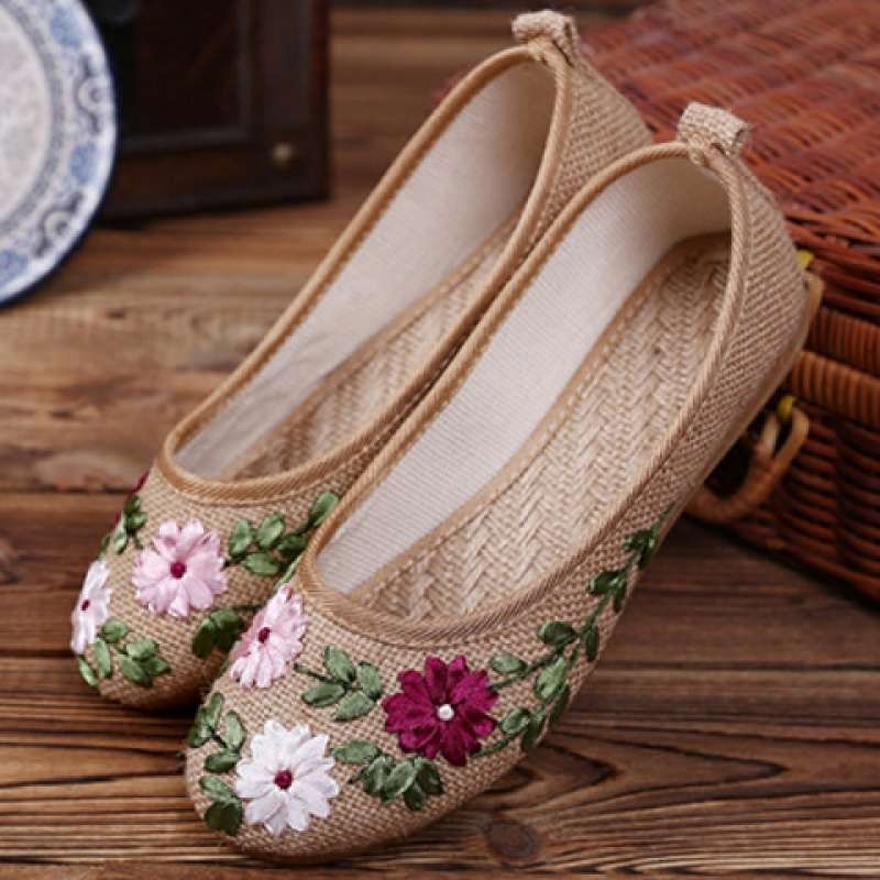 Rankų darbo megzti moterų bateliai | Etninis gėlių raštas | Viršus iš kanapių, padas iš TPR, vidutinio aukščio kulkšnies, apvalus pirštas | Vasaros sezonas